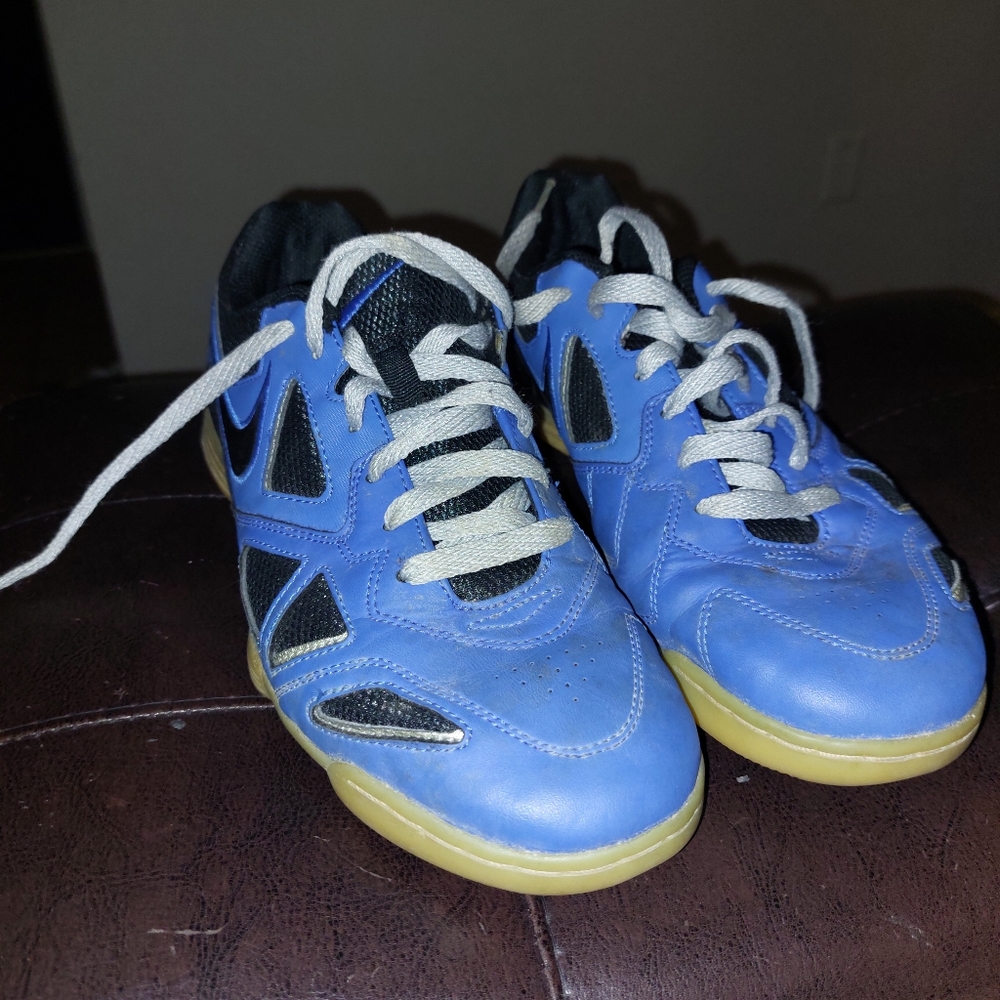 Shoes soccer